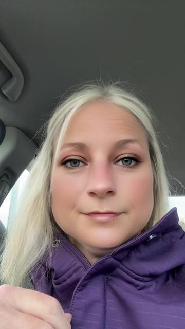 @🇨🇦 Lori Lee 🇨🇦