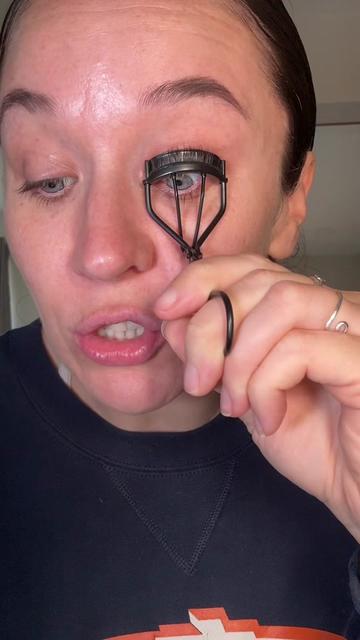 @Thatscousehairhanger