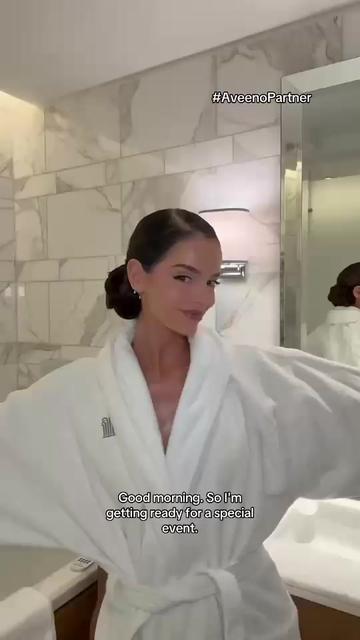@MauraHiggins