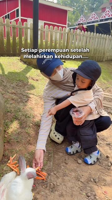 @Amihnya Keenan & Kafi