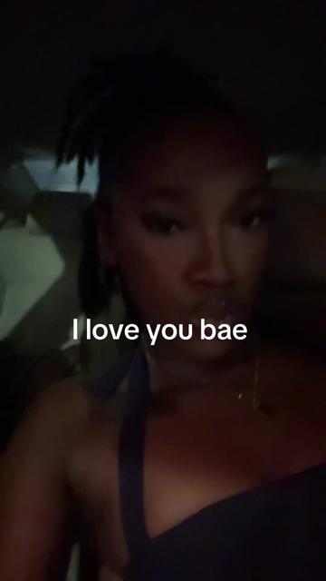 @Clo