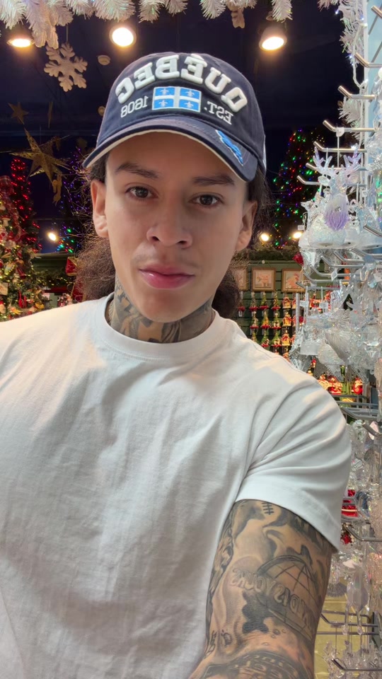 @Quino