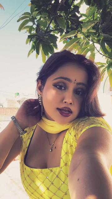 @Aww__🦋 Visa__