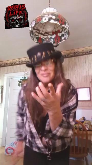 @🖤❤️🤟REBEL Danielle Cerda772
