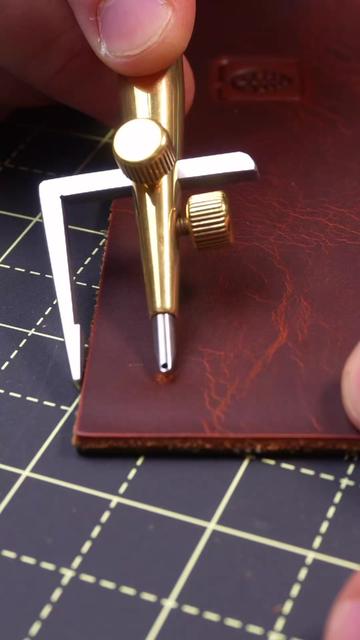 @Of Bark & Bloom Leather co