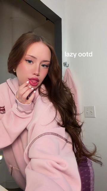 @Lena Carina