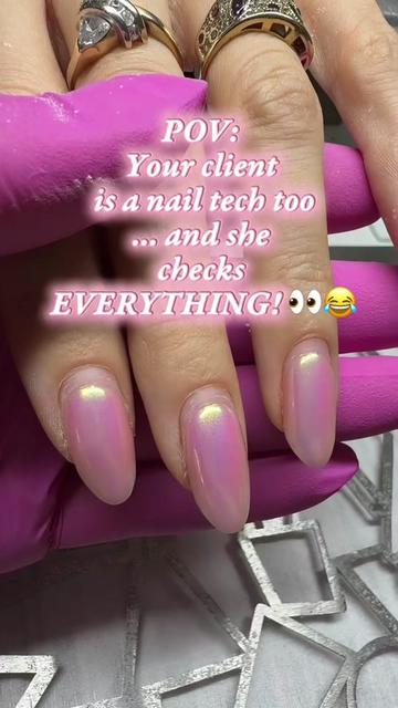 @ViolaViolett_NailArtist