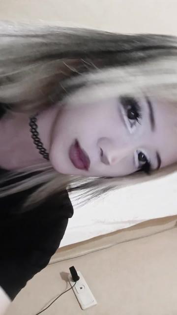 @✧･ﾟ: *✧･ﾟ:*