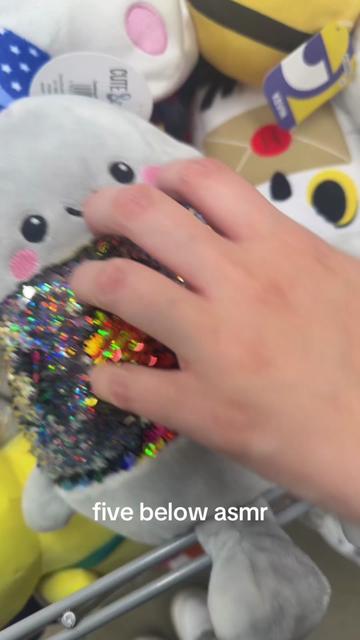 @🧸