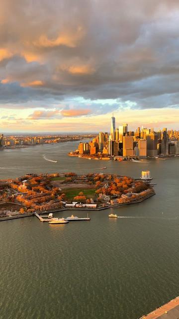 @FlyNYON