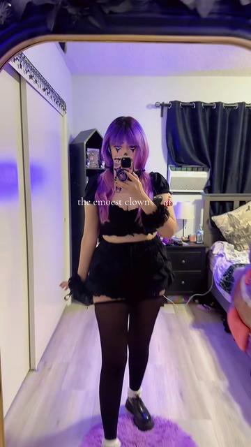 @creepyplum