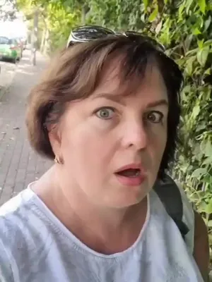 @Elena Glavan920