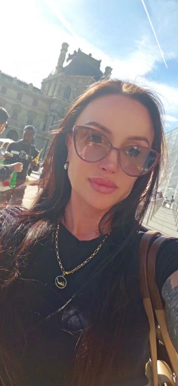 @Karolina