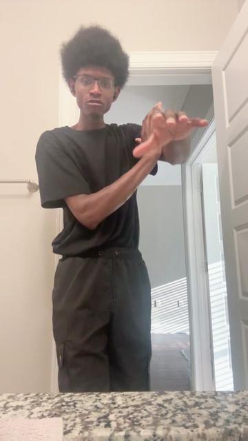 @LEEK