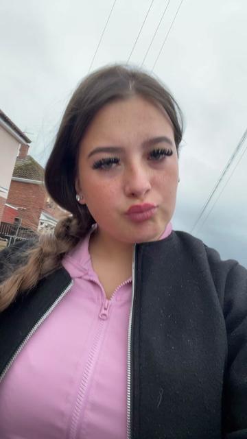 @Evie grace🥰
