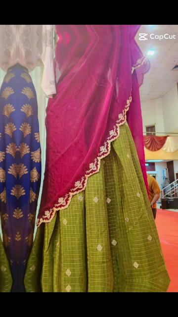 @Nila Silks & Cotton