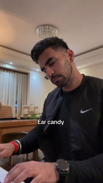 @Karan On Piano