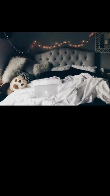 @_happyholidayss