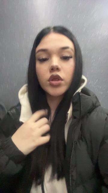 @👸🏻