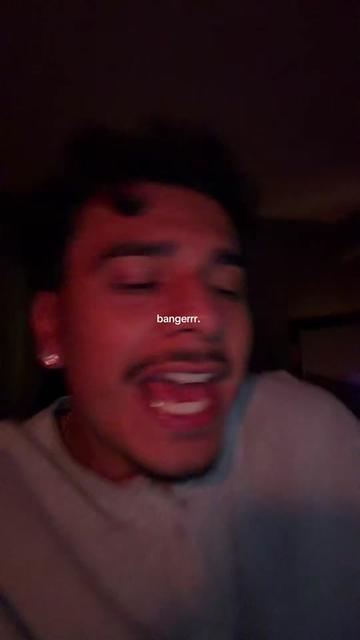 @awzzy