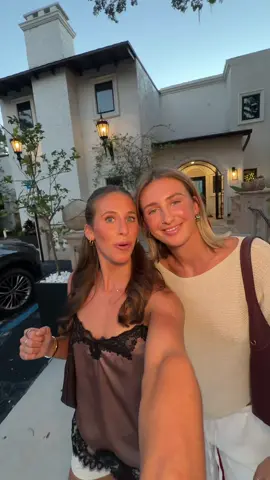 @riaandfia
