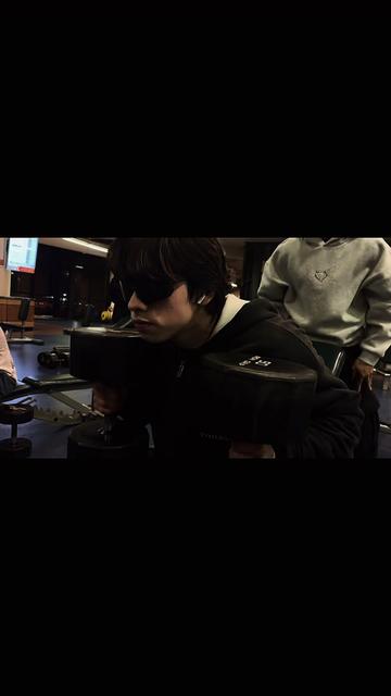 @.persuasionn
