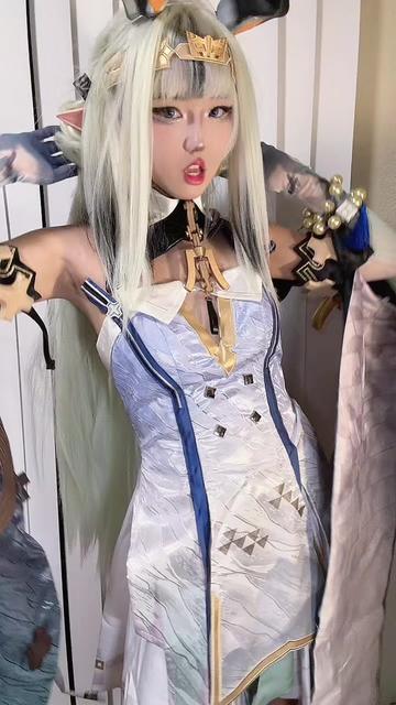 @lux