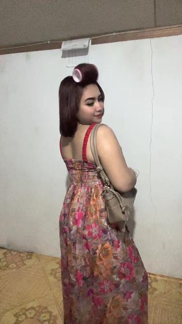 @julia frinella sari