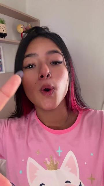 @lbeatrizoficiall