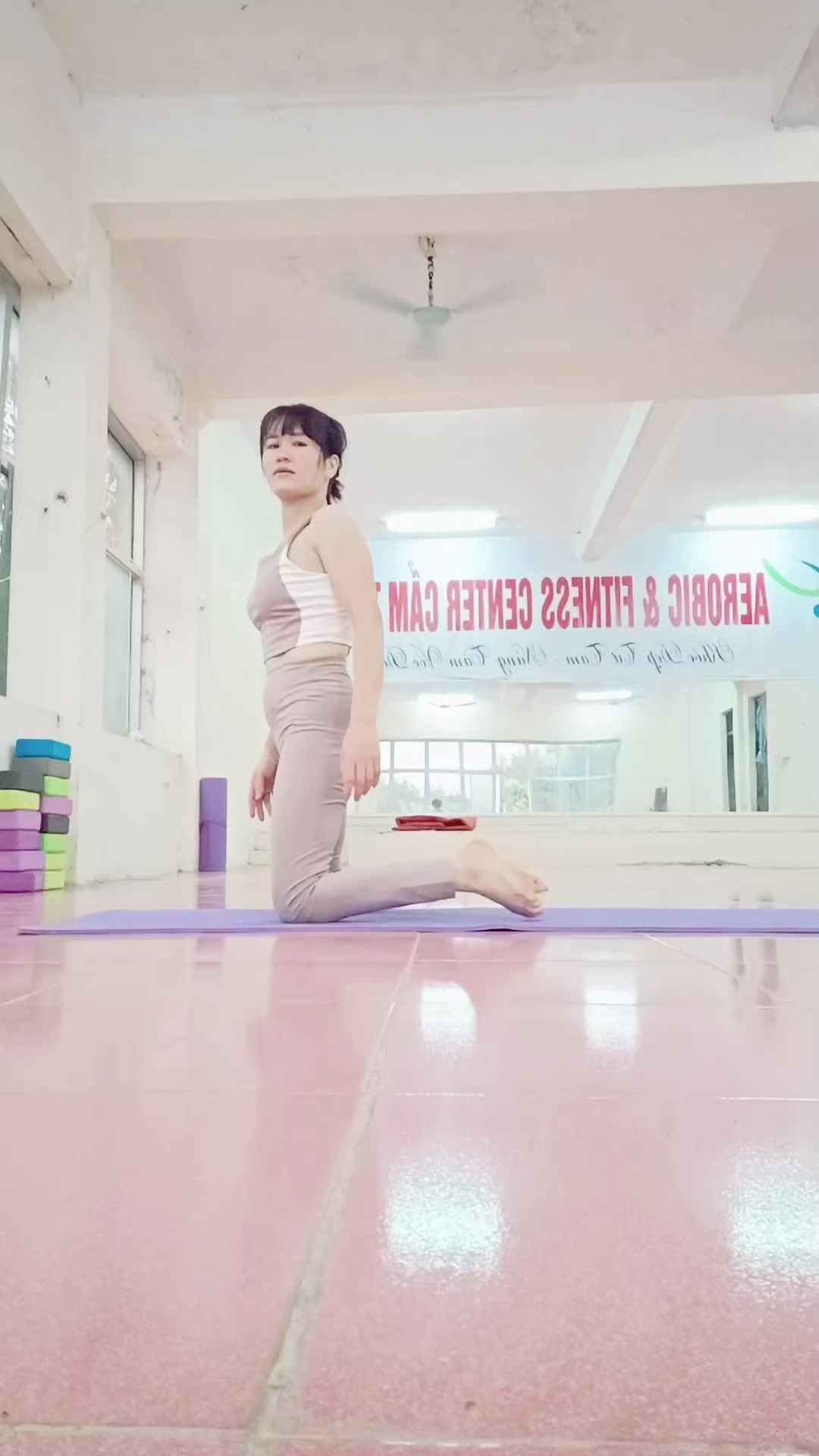 @Hoàng Thùy Yoga💯