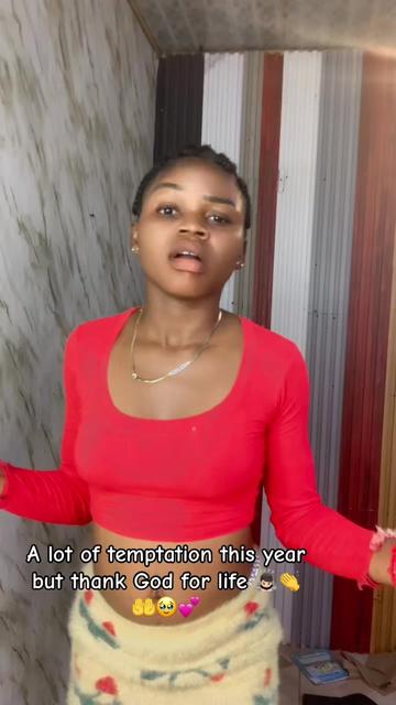 @QUEEN 💞 LOVER