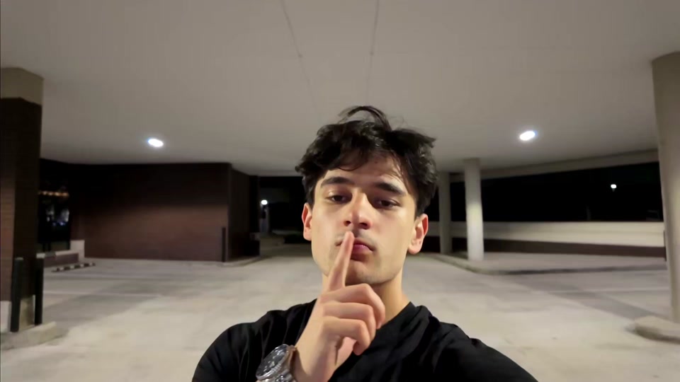 @OUTRNM