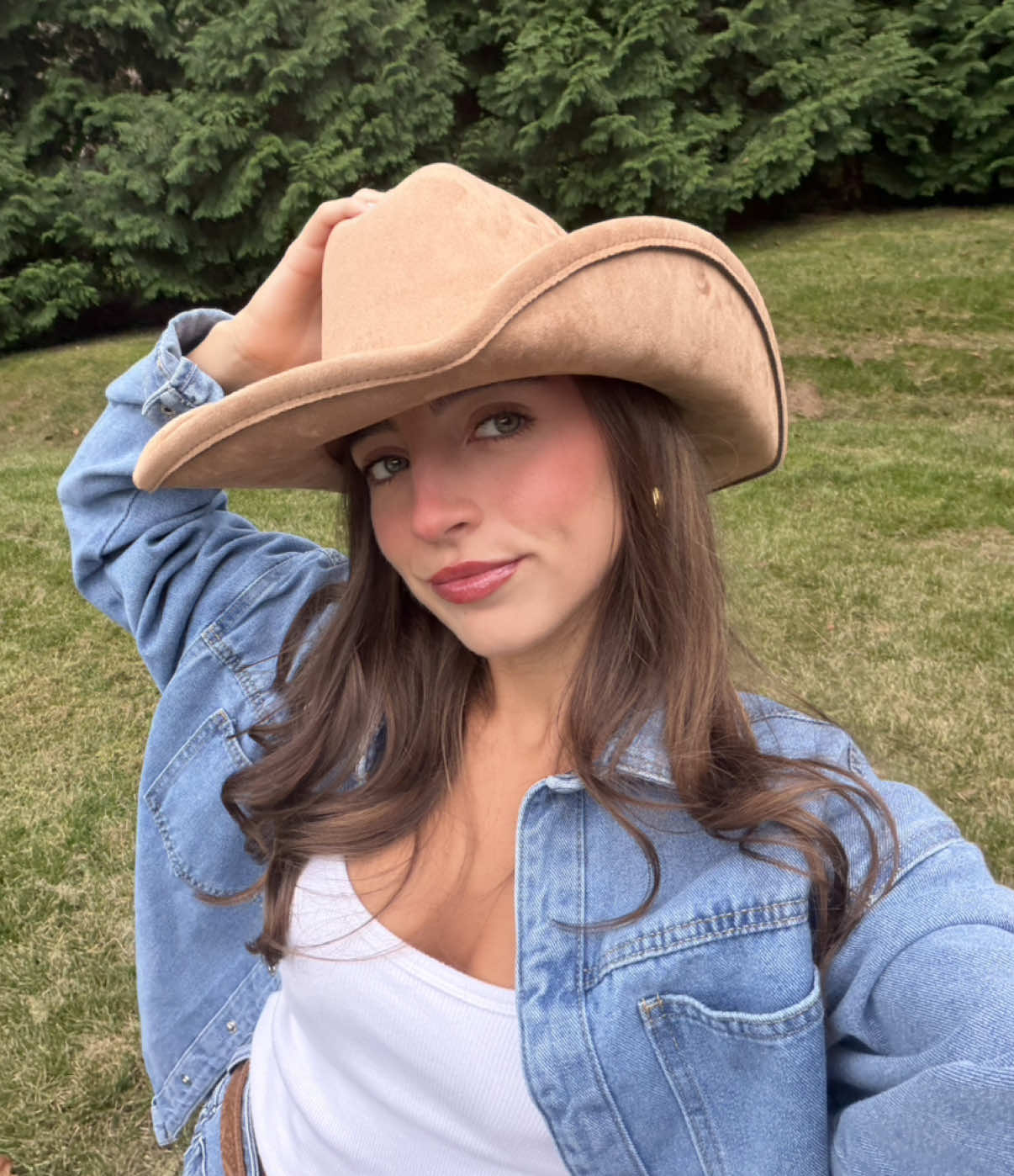 @Ellie Rae