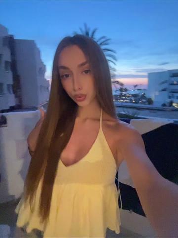 @👸🏼
