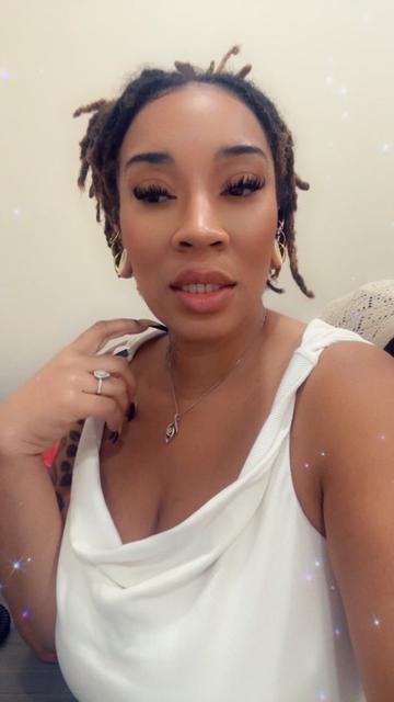 @Jasmine_Beenraw