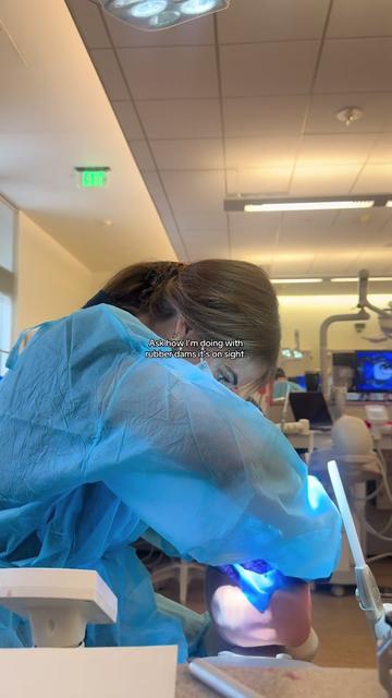 @emily | dental student
