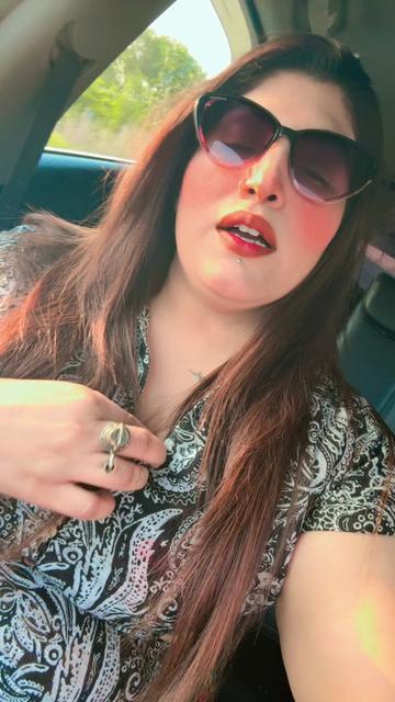 @عائشہ بٹ آفیشل