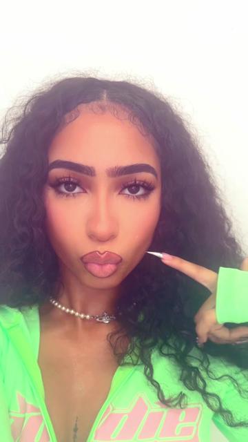 @alexsiejanelise