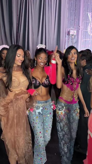 @Victoria's Secret