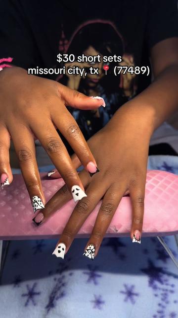 @MO CITY NAIL TECH 🎀