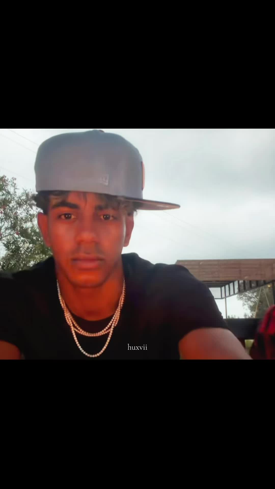 @huxvii