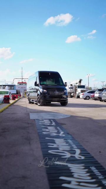 @laliland_miami