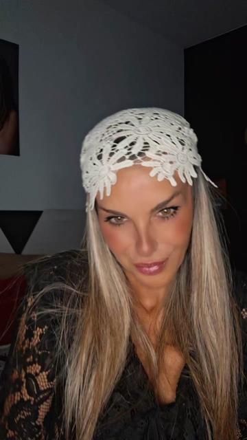 @Eva
