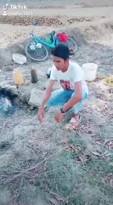 @like karo like pav