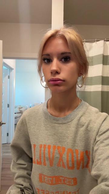 @okivia