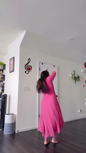 @Bharathi 👸👰