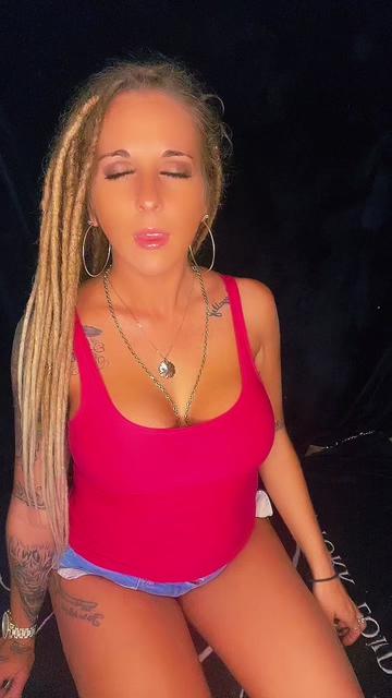 @Champagnesecret0420