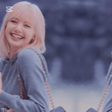 @𝐑𝐢𝐞._.✨