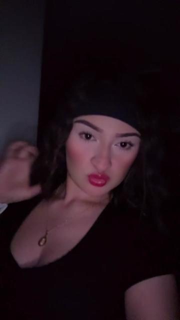 @jasminvvazquez