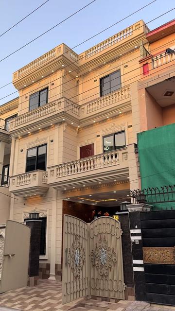 @( GRAND LIVING ) CONSTRUCTION